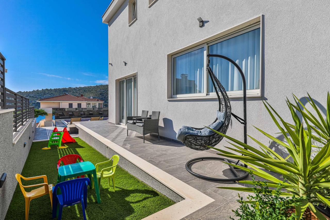 Villa Le Soleil Rogoznica  Exterior photo